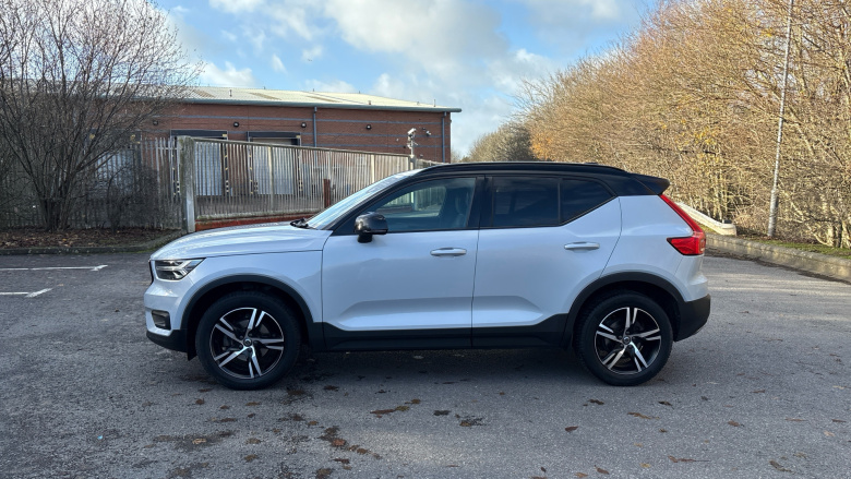 Volvo Xc40 1.5 T3 [163] R DESIGN 5dr Geartronic Petrol Estate